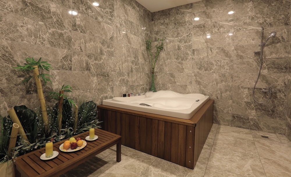 Cam Thermal Resort Spa Convention Center