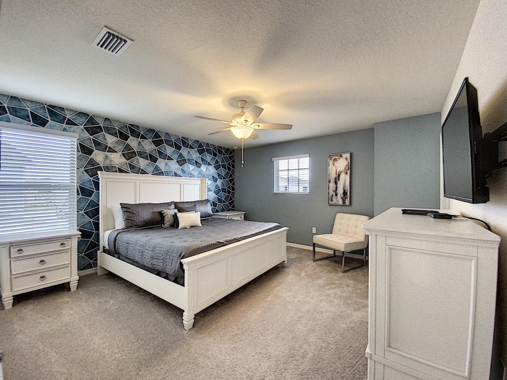 Dubai Villa by Florida Spirit view 4