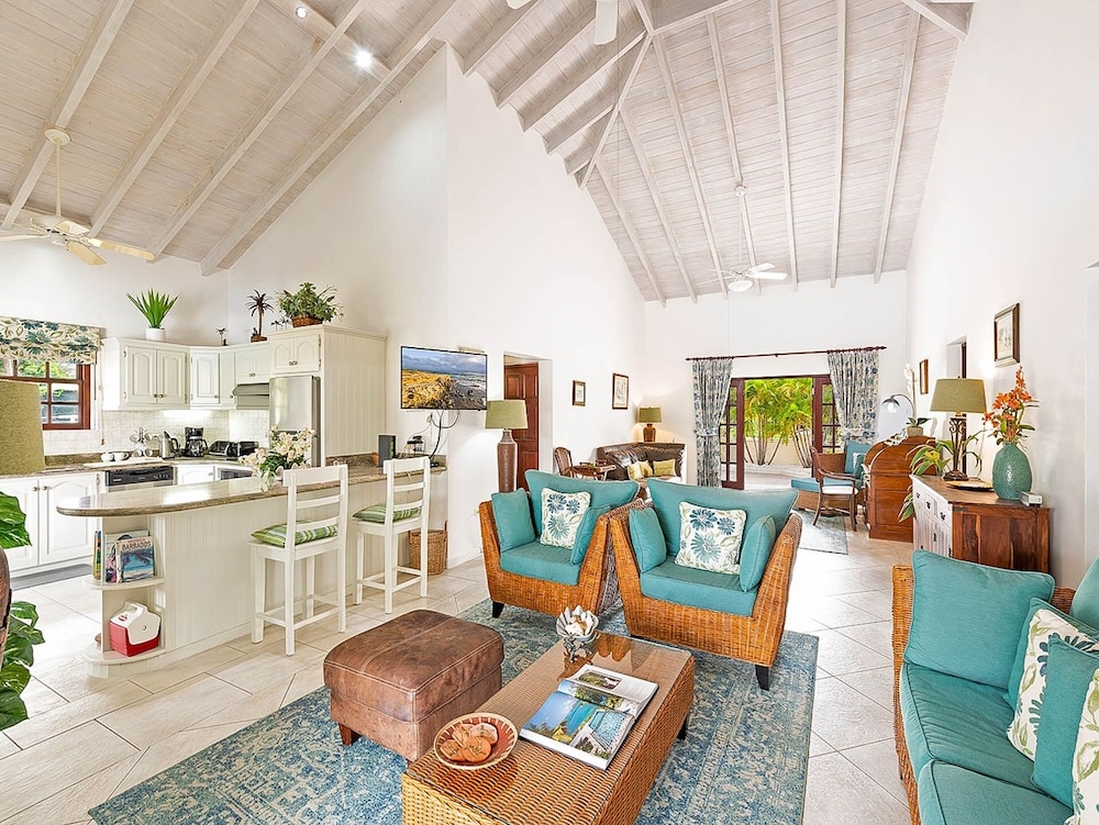 Gibbs Glade Villa 4 Bedroom Home by Bluescape
