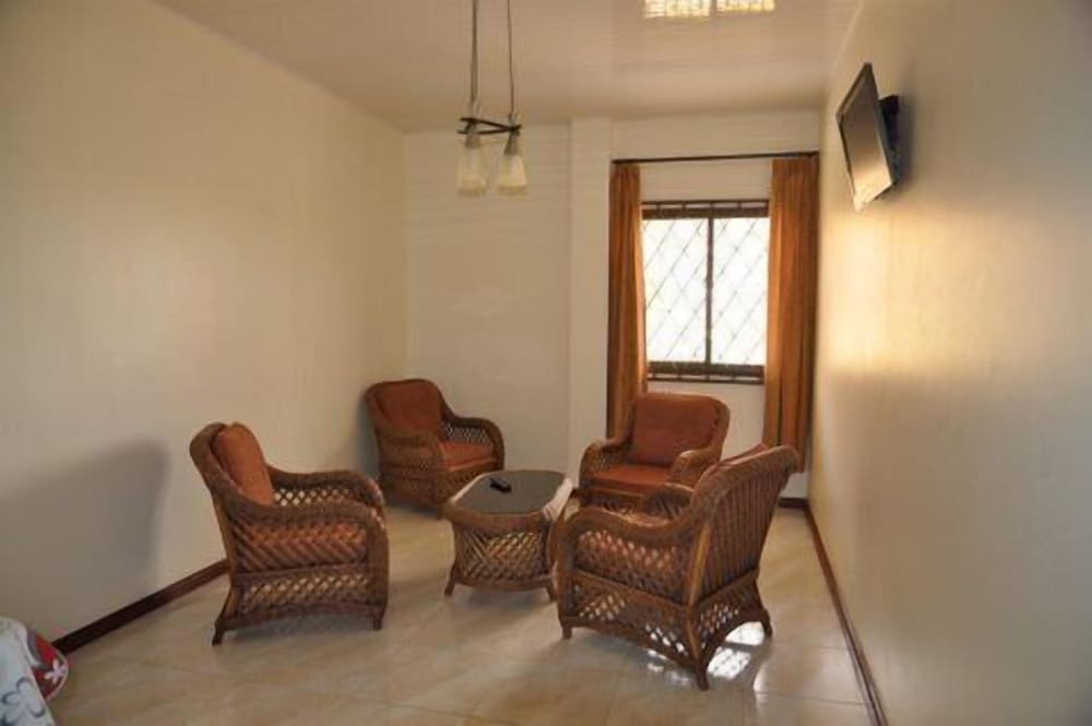 Arcton Apartments
