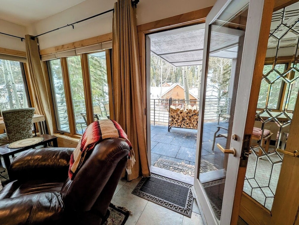 Chateaux Dumont 2724