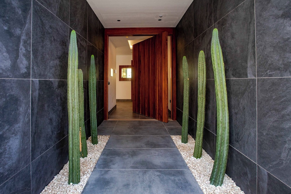 Villa Infinity