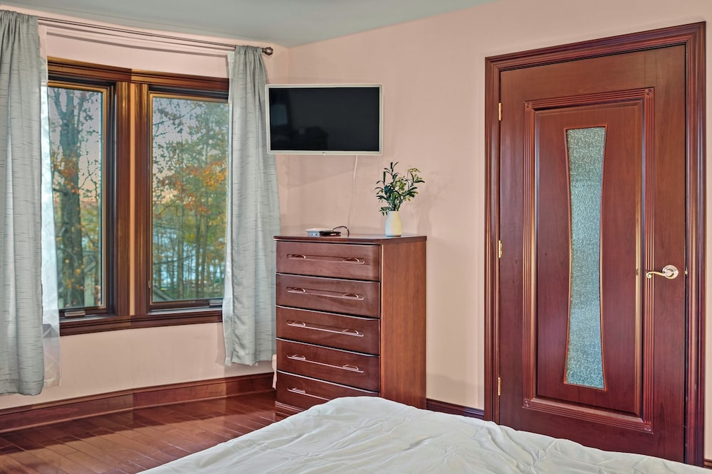 Winterfell by Avantstay Hottub, Sauna, Game Room view 2