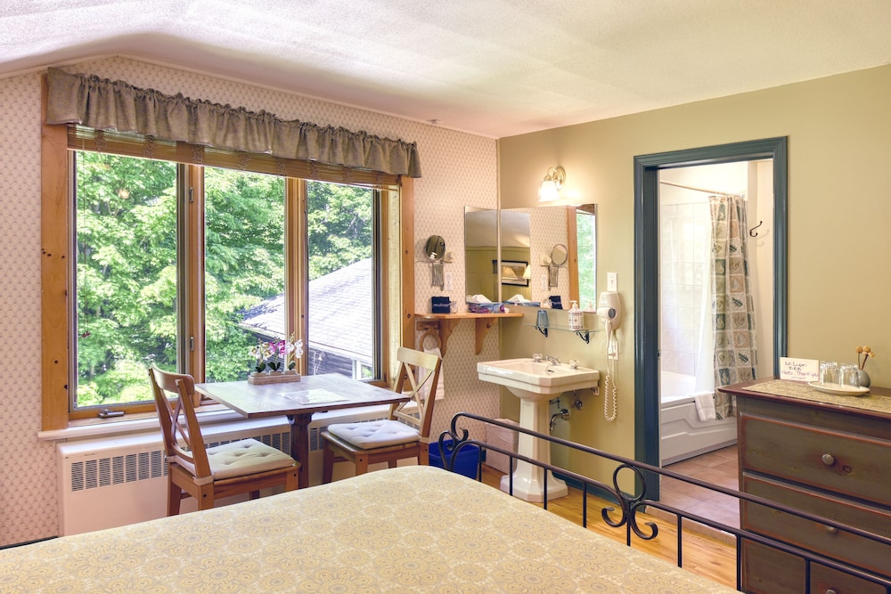 Auberge Le Lupin B&B - Image 5