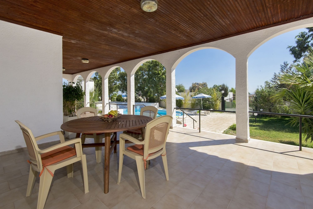 Minas Villa