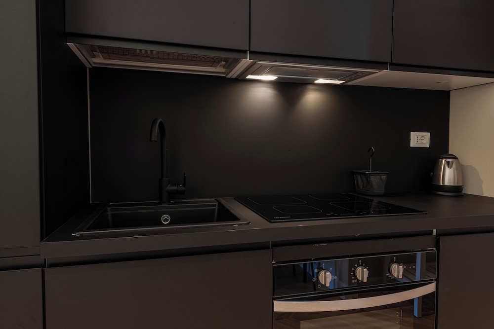 Pisana Modern by MMega