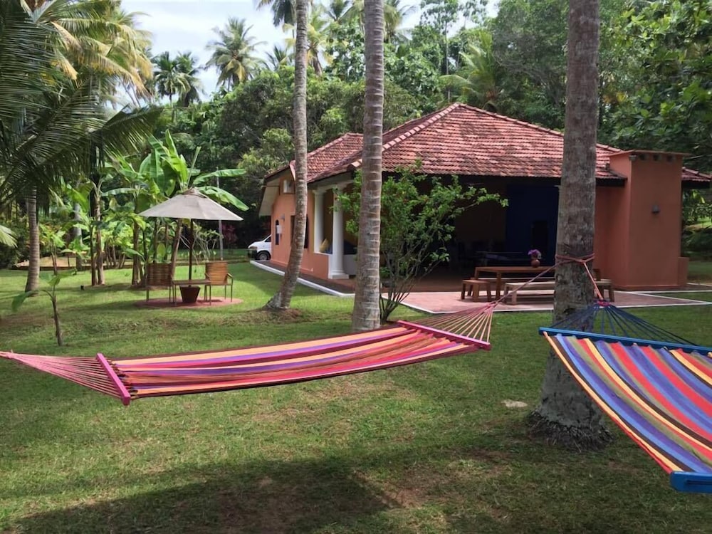 Villa Nicomar