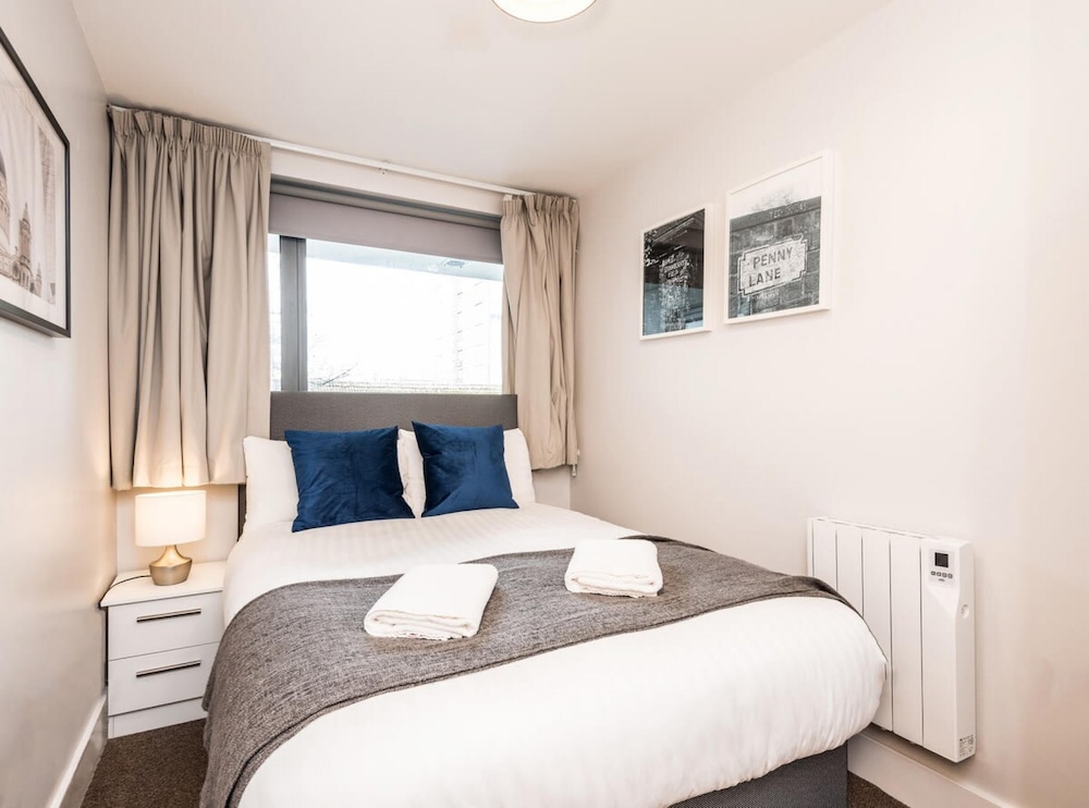 Host Apartments Standish Street Living