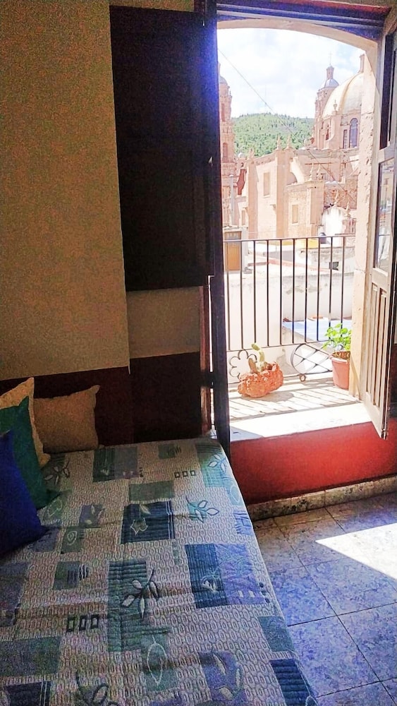 Zacatecas Vacations - Hostal Casa de las Margaritas Catedral - Property Image 4