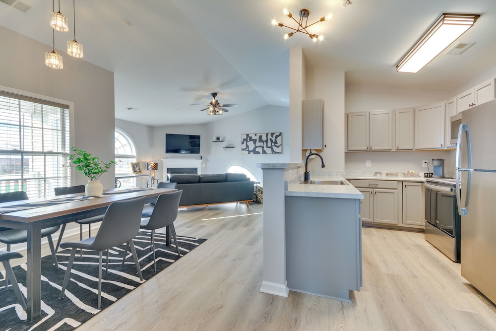 Easy Access to Dtwn: High Point Condo