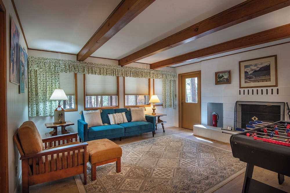Yosemite Retreat in the Meadows