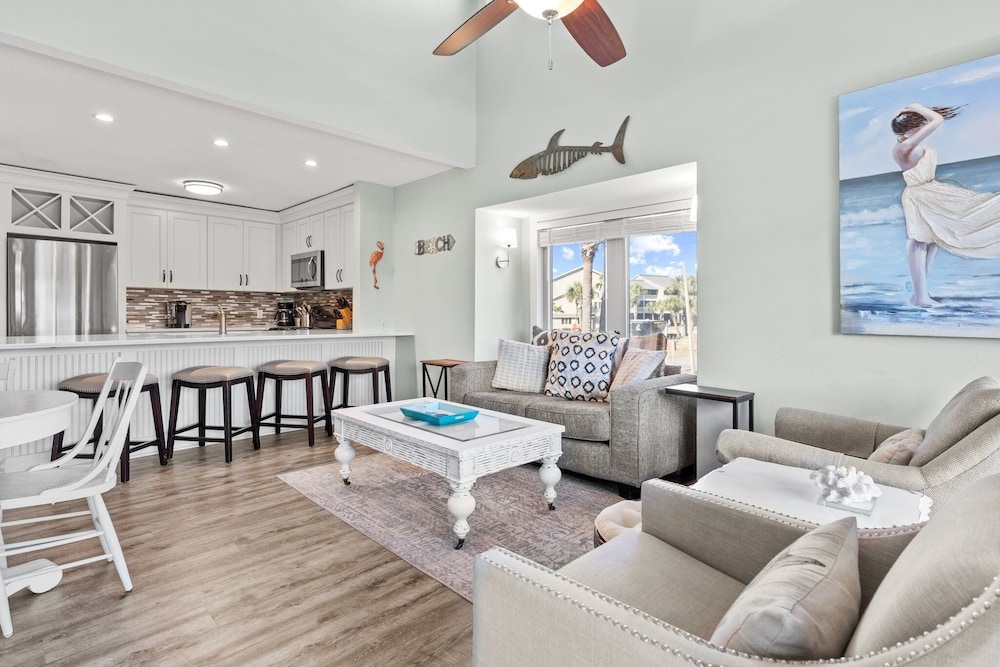 Sea Salt 2 Bedroom Condo
