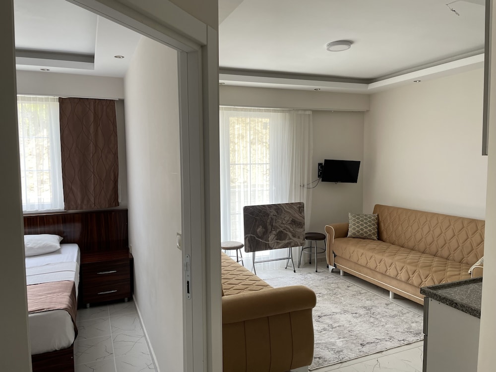 Sidelya Apart view 5
