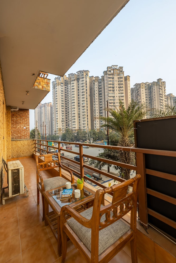 Hotel Admire Inn Sec - 44 By ASPL