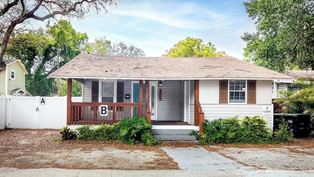 Seminole Heights Retreat - Image 1