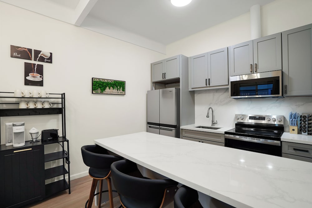 Cozy Private Rooms near SF Transpo