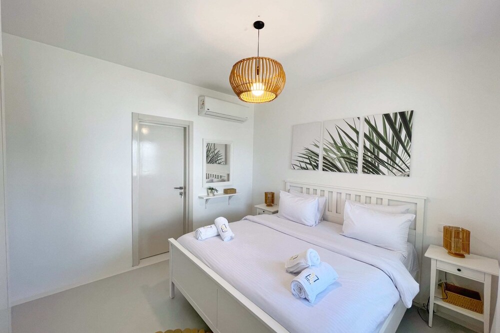Xuru Stays I Charming & Beautifully Styled 3bdr @ Swan Lake Gouna