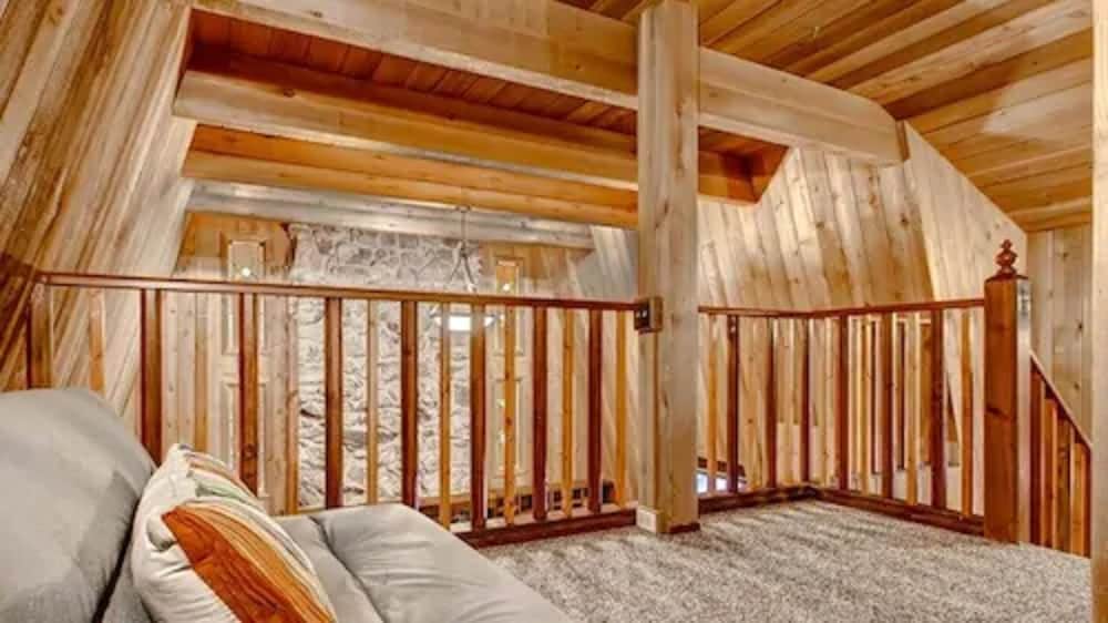 Scenic Wonder Sierra Haven Cabin 3 Bedroom Loft view 2