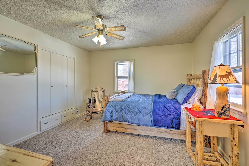 Canon City Vacations - Canon City Abode, 13 Mi to Royal Gorge Bridge! - Property Image 4