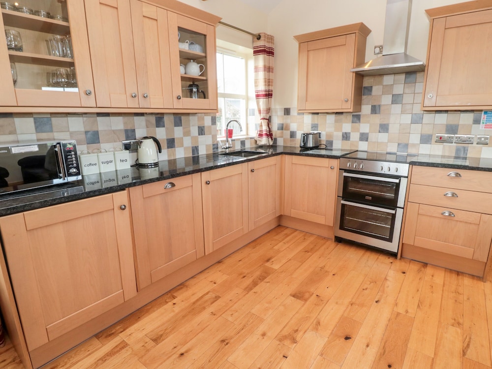 Alnwick Vacations - West Gate - Property Image 12
