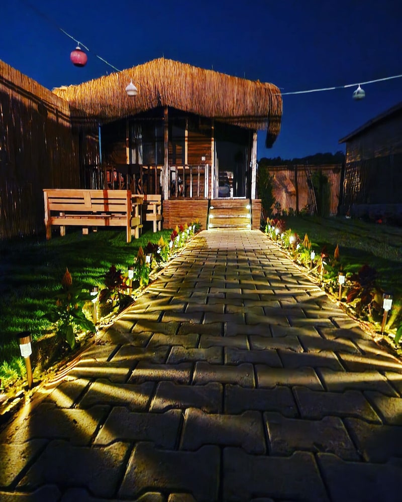 Sare Suit Bungalow view 4