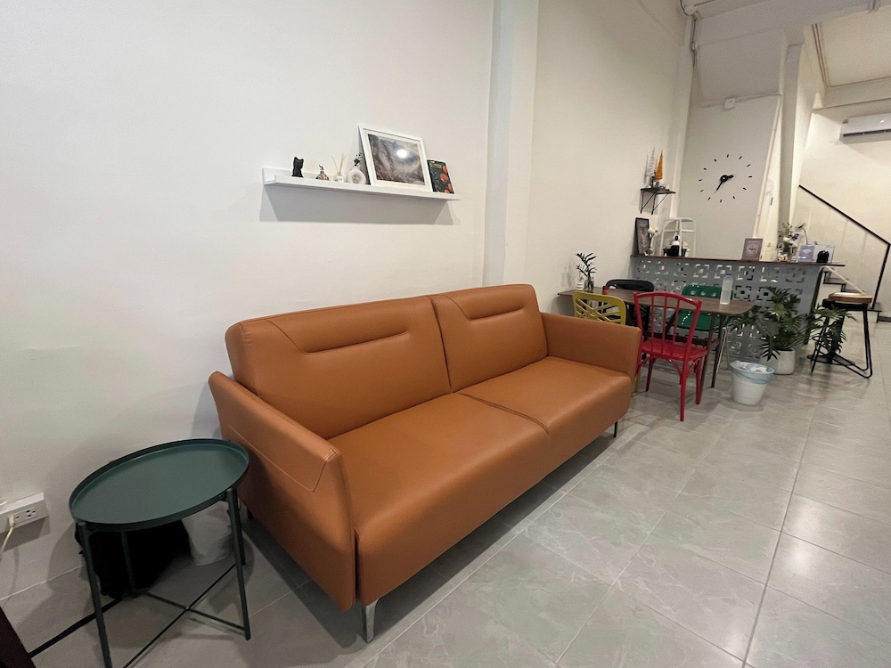 Round The Clock Hostel