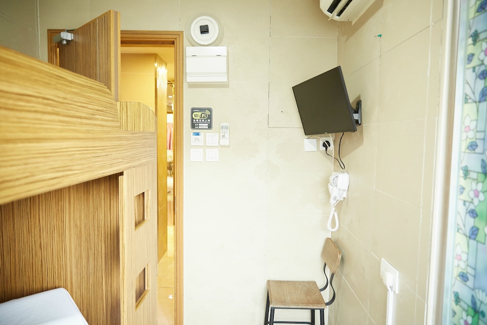 Me Easy Hostel