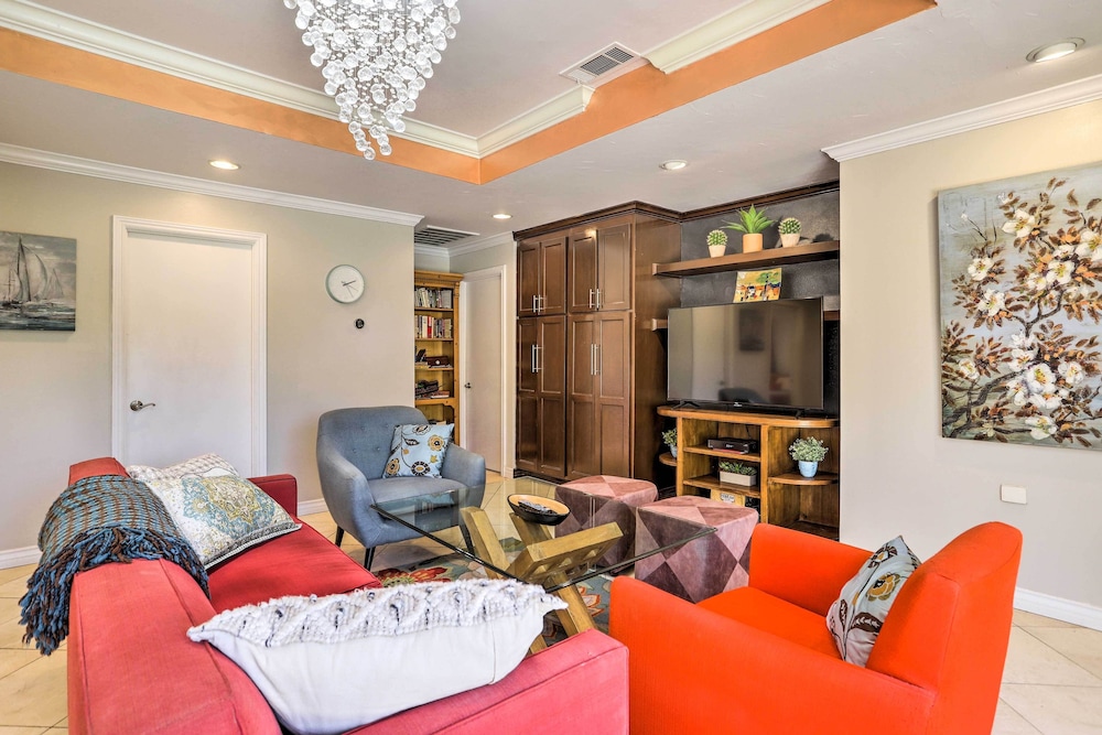Pool, Grill & Game Room: Bermuda Dunes Oasis