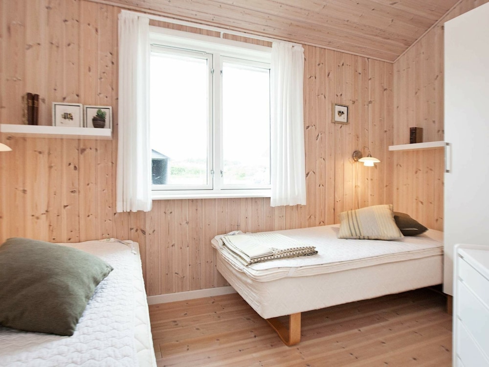 Picturesque Holiday Home in Ulfborg near Sea view 3