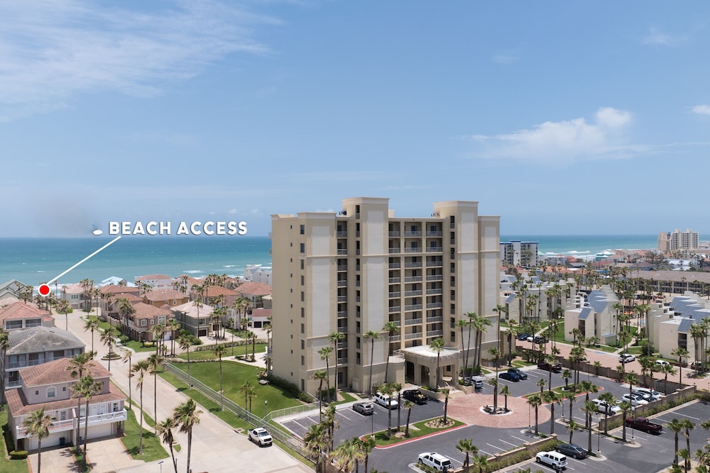 Las Villas Condo Unit 301 - 5 Night Minimum Stays 3 Bedroom Condo