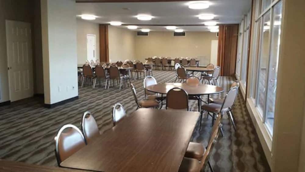 meeting & event spaces