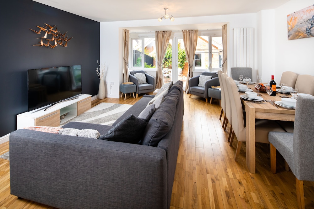 Brightleap Apartments - Hopton House