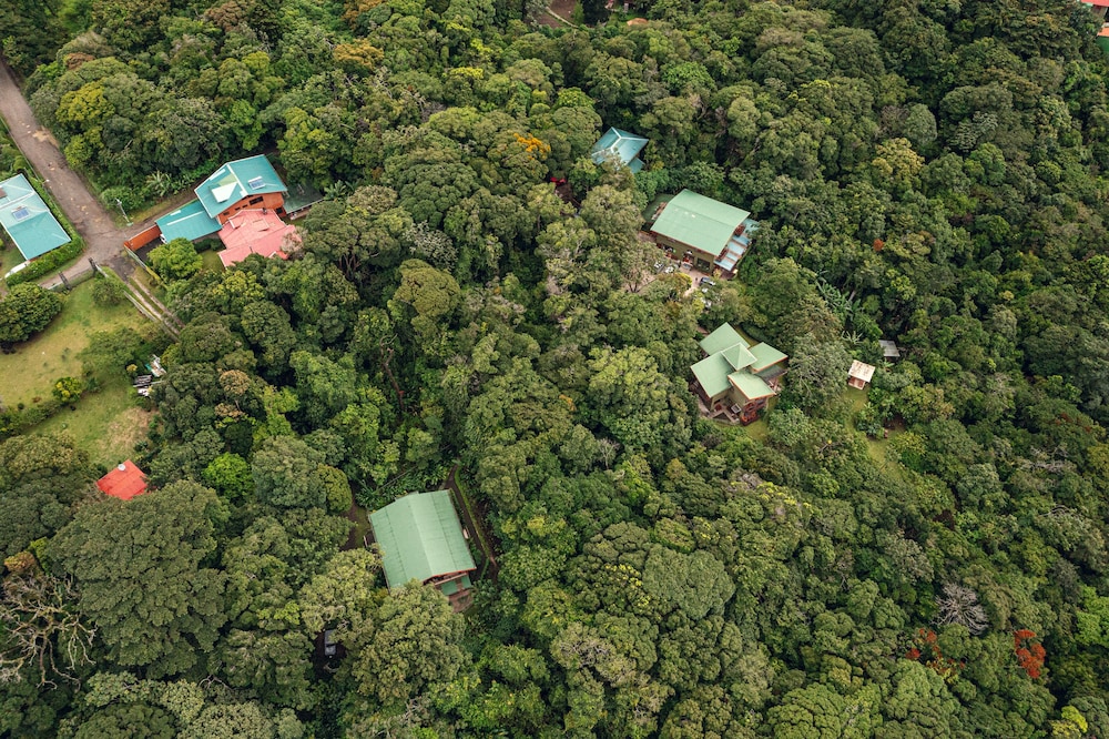 Hotel Cala Lodge - Image 1