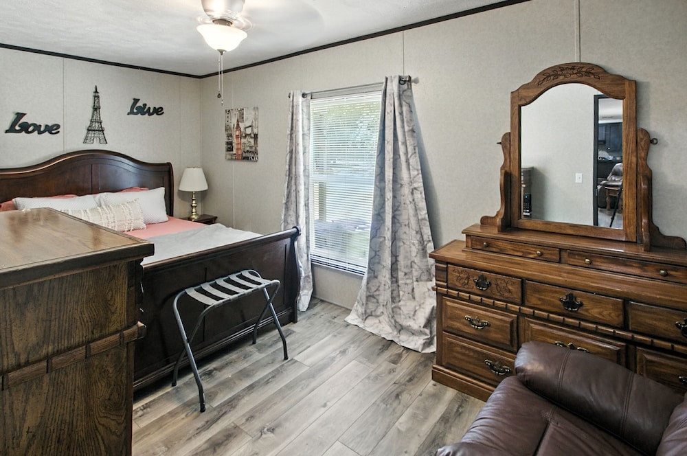 Tranquil Country Retreat Surrounded By Nature 3 Bedroom Home