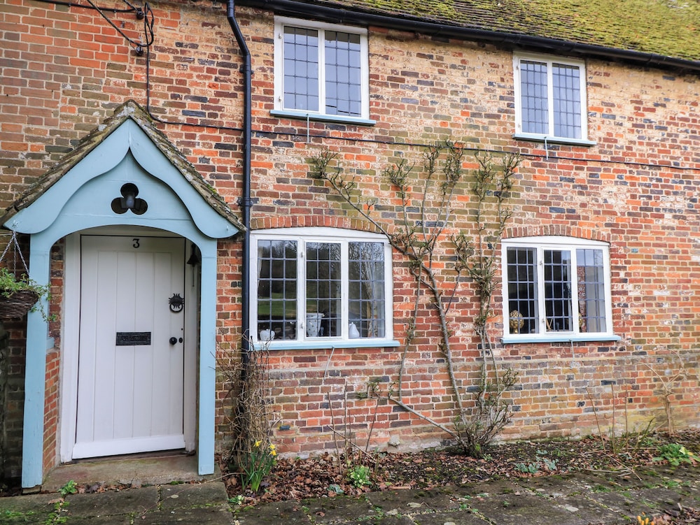 3 Malthouse Cottages