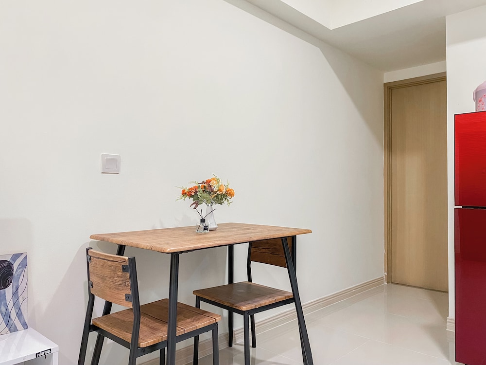 Homey And Good 2Br At Meikarta Apartment