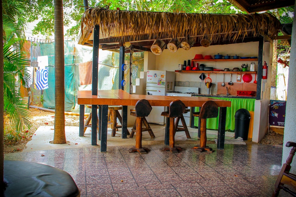 Pura Vida Hostel