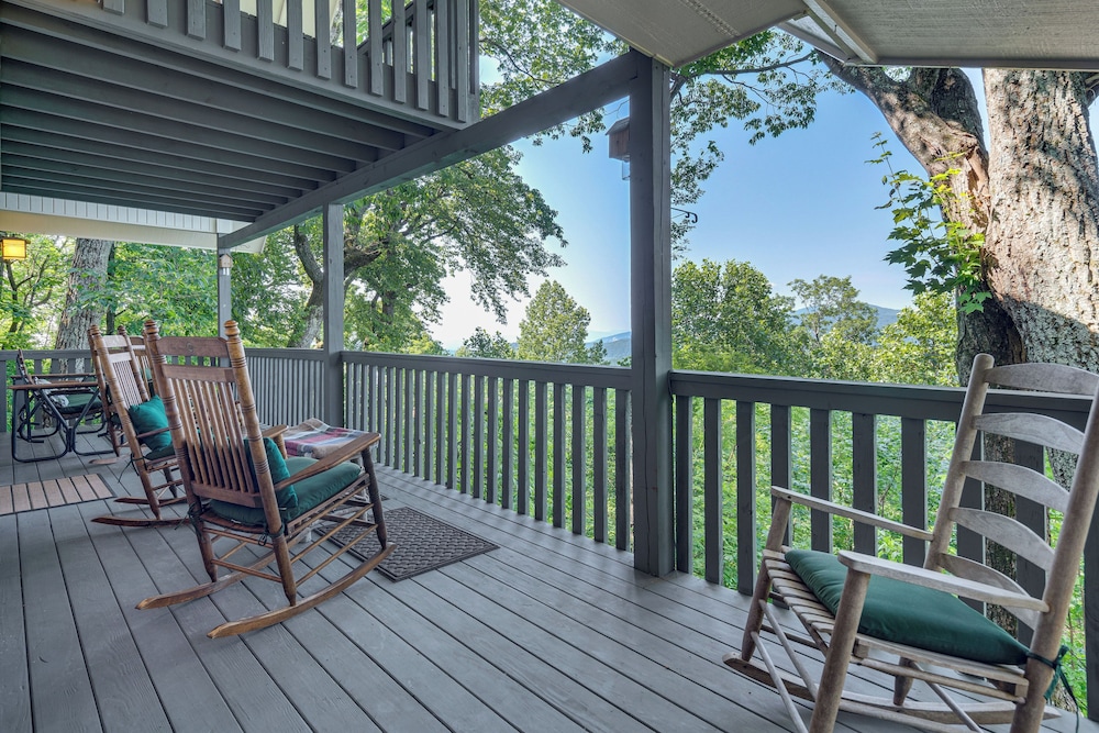 Decks + Lake Access: Scenic North Carolina Retreat