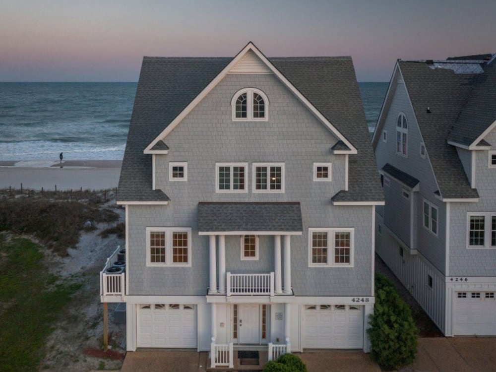 Ocean's Edge by Topsail Realty