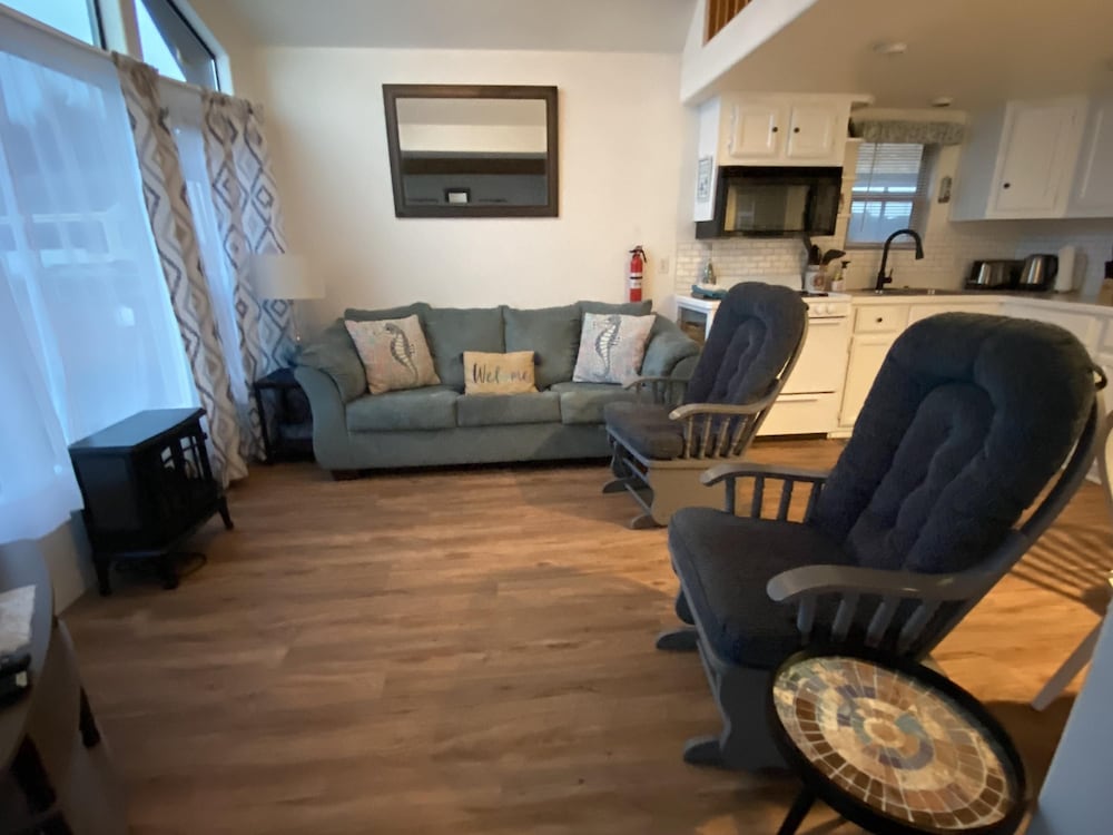 Oceanfront Cabin 4 With Jacuzzi Stunning Views