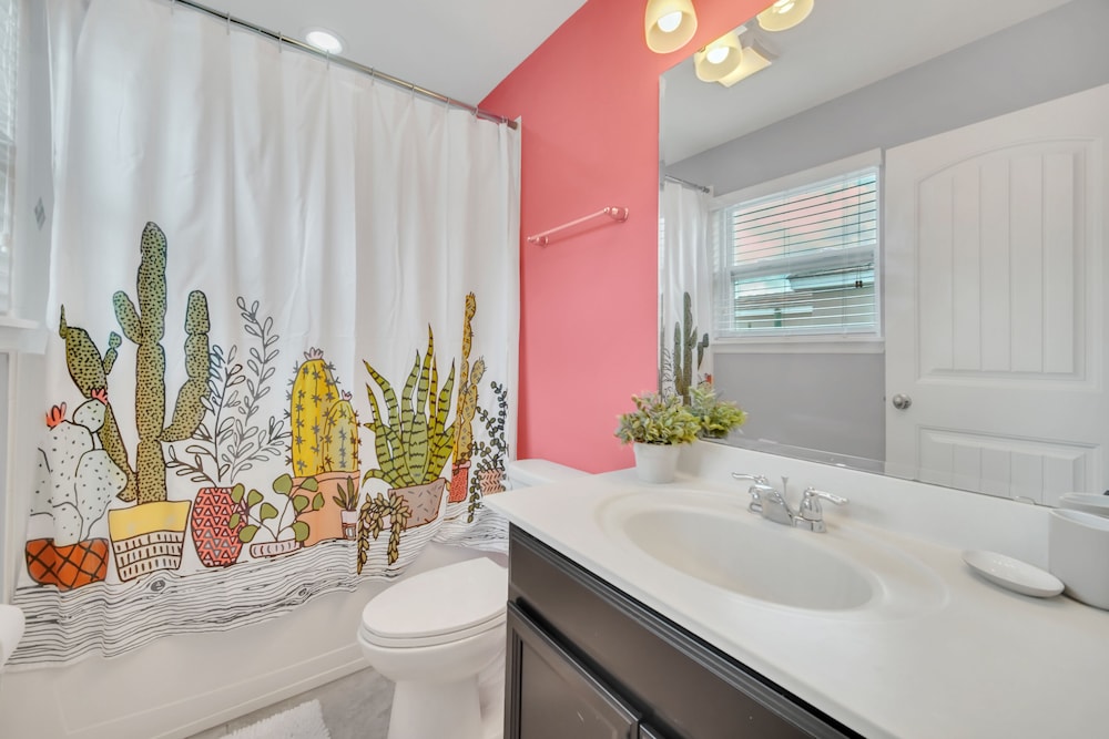 4200 Oak Tree Drive - Image 4