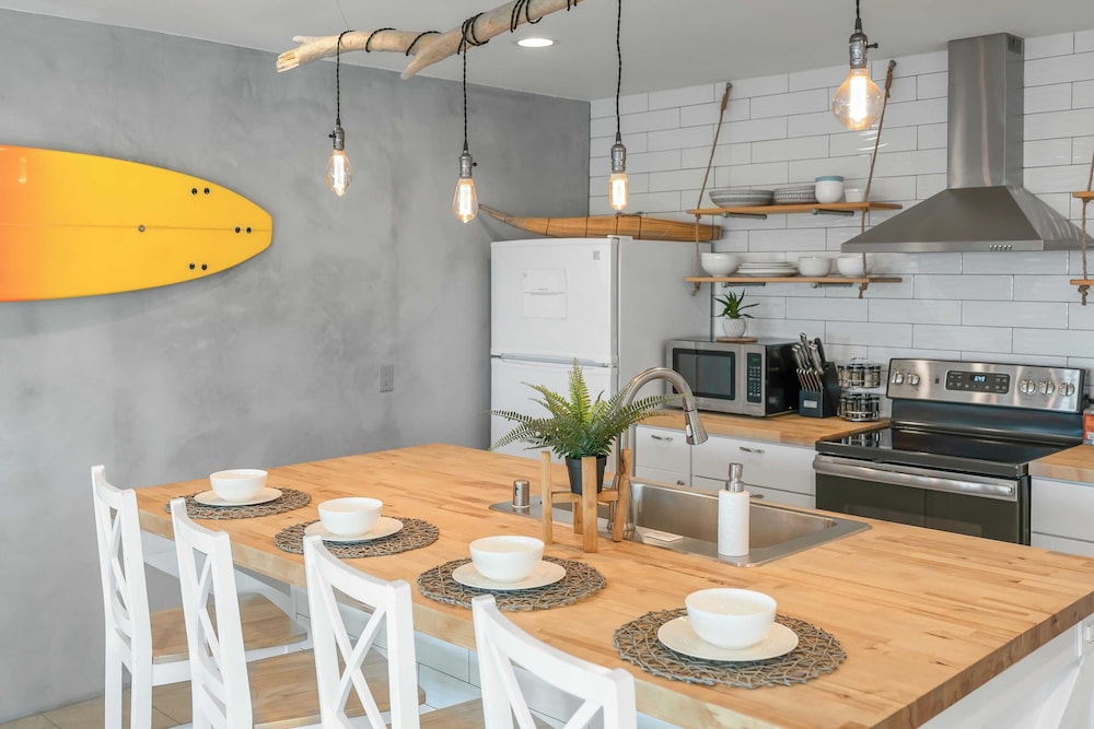 El Camino Surfhouse B by Avantstay Ocean Views & Deck, Near Trestles Beach