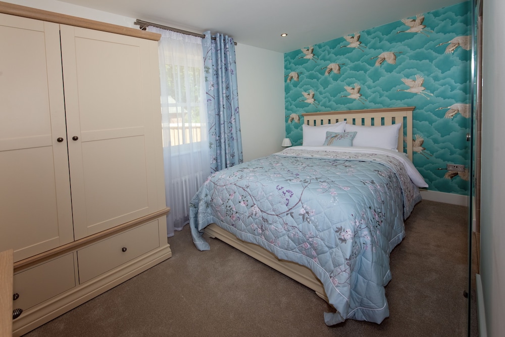 Oxford Vacations - Luxury Apart Hotel Beechwood House - Property Image 6