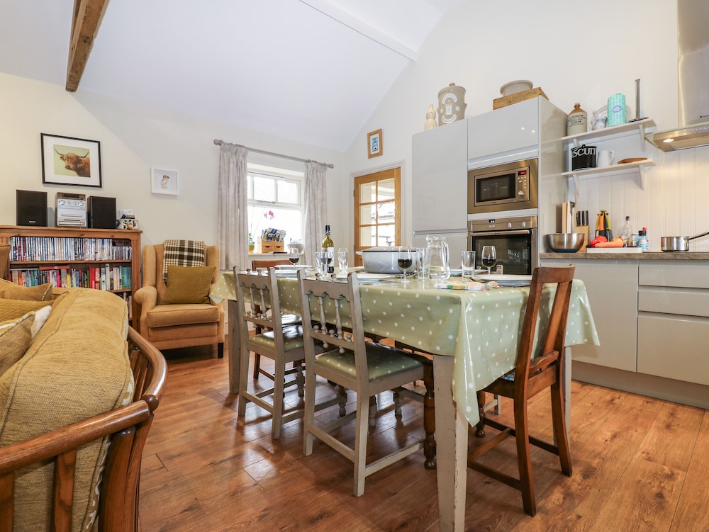 Durham Vacations - Brookside Byre - Property Image 3