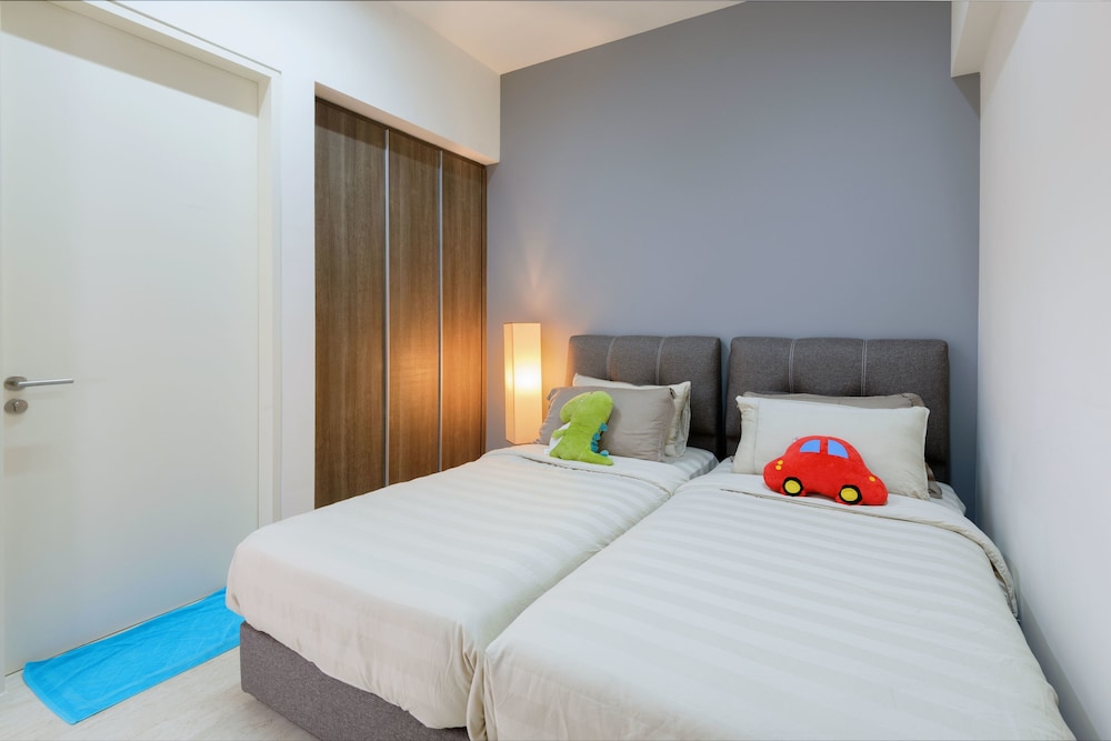 2 Bedrooms Apartment By The Sea photo 2