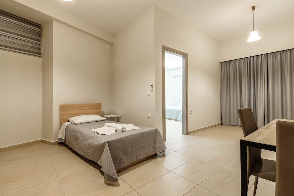 Irene Studios & Apartments