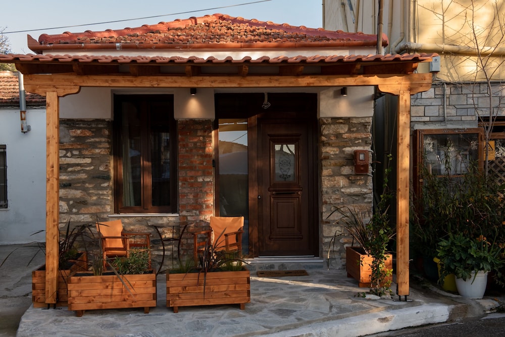 The Lake House Angeliki
