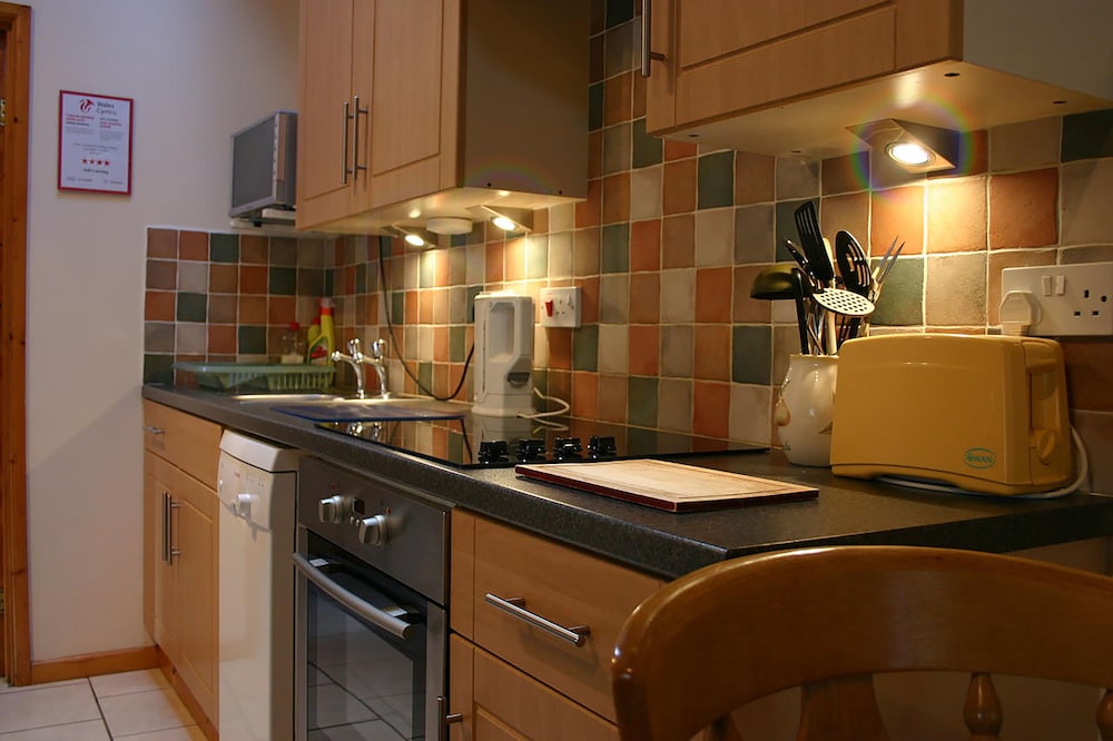 Troedyrhiw Holiday Cottages