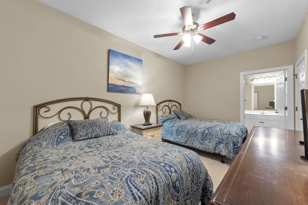 World Tour 104-206a 3 Bedroom Condo