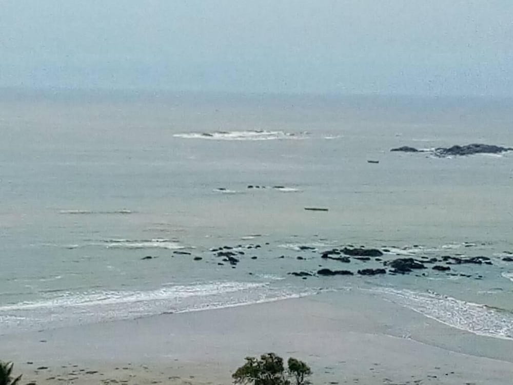 Abuesi Beach Resort